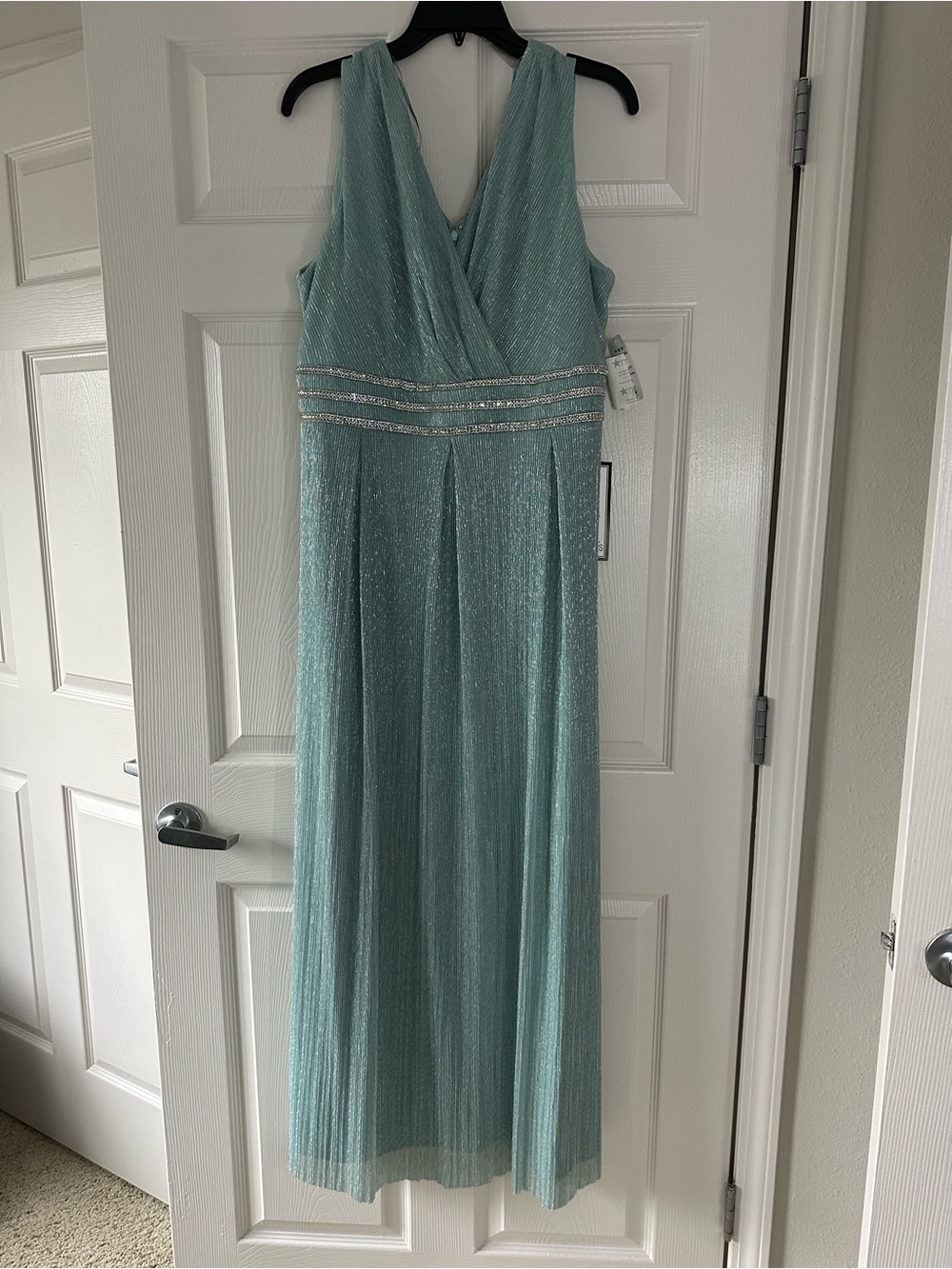 R&M Richard’s Crinkle Pleated Gown in Seafoam Green